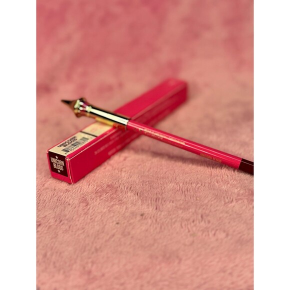 New! Unicorn Blood Lip Liner Jeffree Star NWT NIB BNIB Retired Vaulted Rare Red - Picture 1 of 6